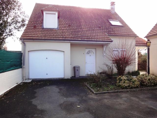 Maison de 99m2 à louer sur Lacroix Saint Ouen
