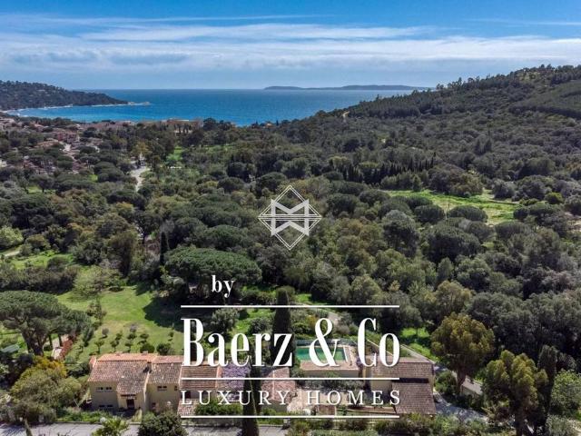 Maison de luxe de 12 pièces en vente à 83980, Le Lavandou, Provence Alpes Côte d'Azur