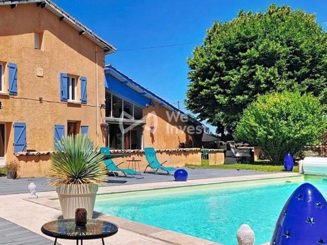 Maison de 9 chambres de luxe en vente à Chabeuil, France