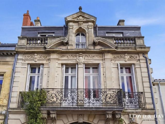 Maison de 9 chambres de luxe en vente à Bordeaux, Nouvelle Aquitaine