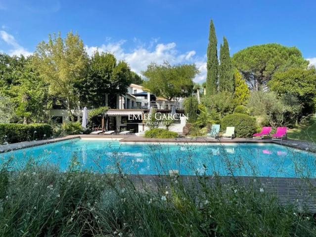 Maison de 9 pièces de luxe en vente à Aix en Provence, Provence Alpes Côte d'Azur