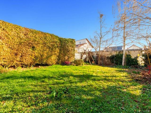 Maison de 9 pièces de luxe en vente à Antony, France