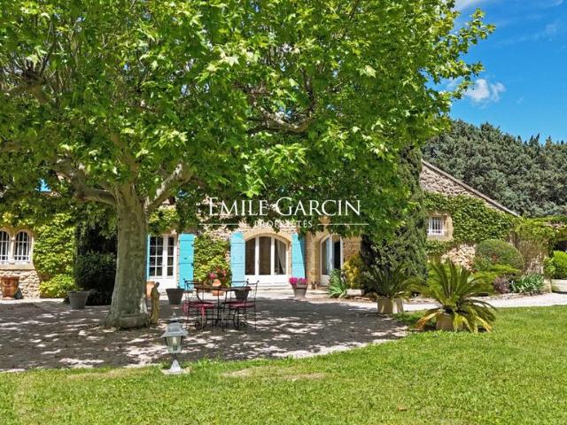 Maison de 9 pièces de luxe en vente à Cavaillon, France