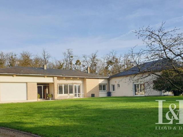 Maison de 9 pièces de luxe en vente à Chauny, Hauts de France