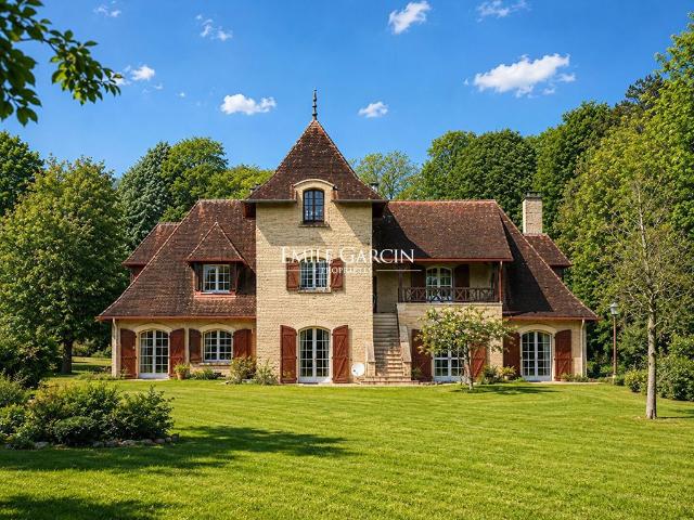 Maison de 9 pièces de luxe en vente à Courseulles sur Mer, Normandie