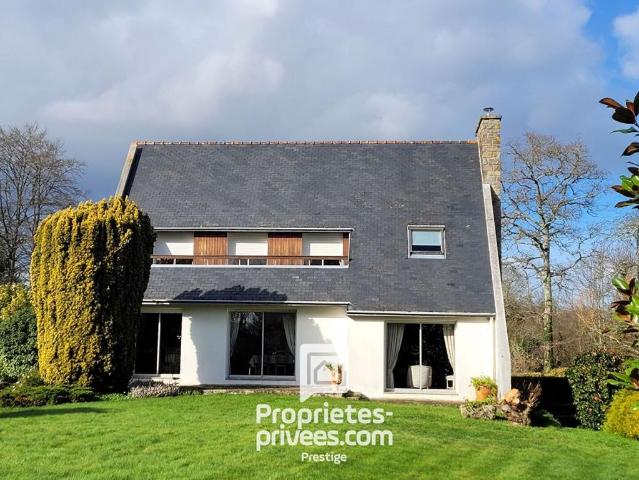 Maison de 9 pièces de luxe en vente à Fouesnant, France