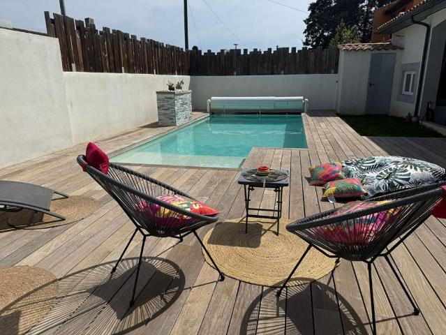 Maison de 9 pièces de luxe en vente à Frontignan, France