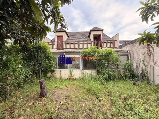 Maison de 9 pièces de luxe en vente à Houilles, Île de France