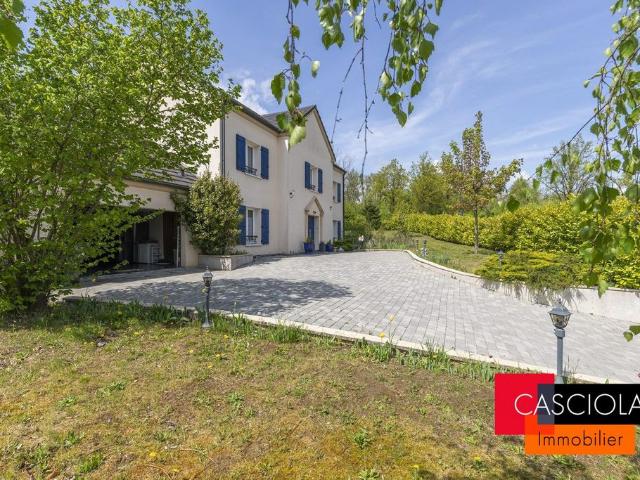 Maison de 9 pièces de luxe en vente à Pange, Grand Est
