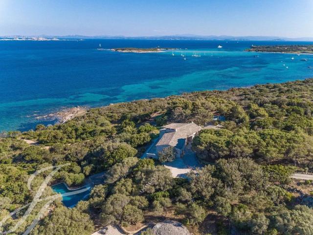 Maison de luxe de 300 m2 en location Bonifacio, France