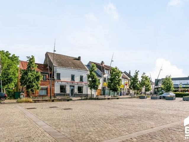 Maison de commerce à rénover au cœur d'Alsemberg