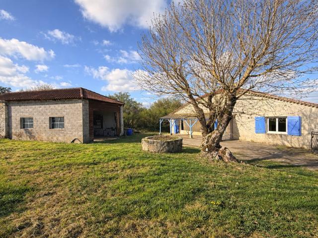 Maison de campagne 3 chambres Hameau très calme 100m² Laroque Timbaut