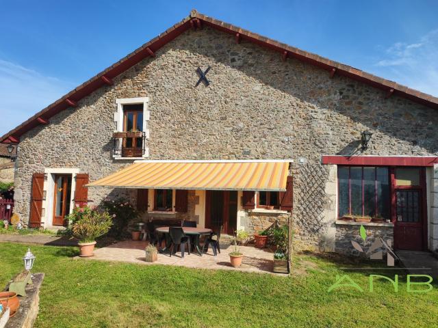 Maison de campagne 115m² Busserolles