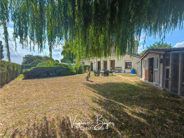 Maison de campagne 190 m² – 4 chambres – Terrain clos de 7 500 m² – Beau potentiel