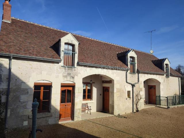 Maison de caractère avec 7 pièces 190m2