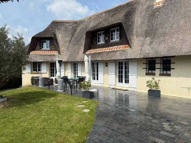 MAISON DE CAMPAGNE