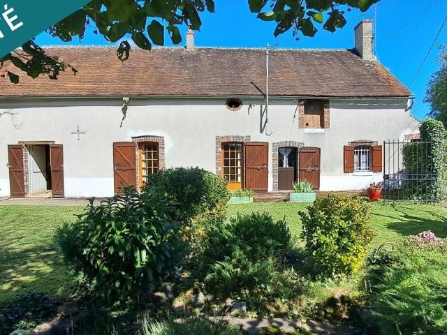 MAISON DE CAMPAGNE 75 m², 3 pièces avec dépendances et bois