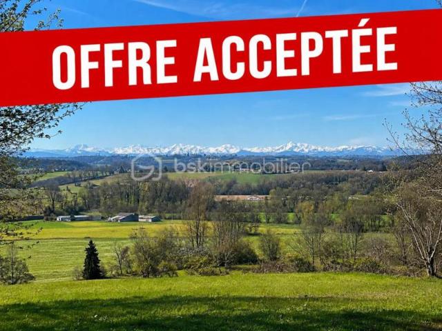 Maison de campagne à rénover – Vue Pyrénées – Fort potentiel