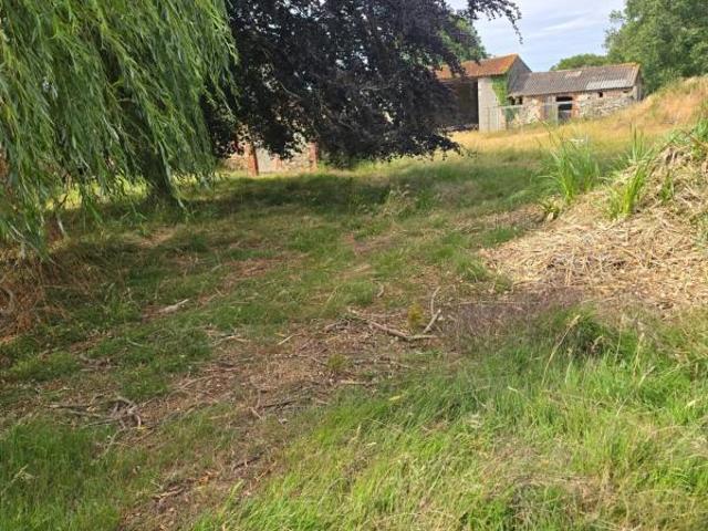Maison de campagne à rénover – 80,5 m² + garage de 24m2
