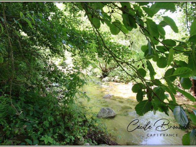Maison de campagne avec accès privé à la rivière SAINT LAURENT DE CERDANS 66260