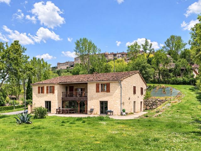 Maison de campagne avec garage