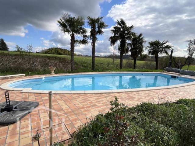 Maison de campagne avec piscine et parc