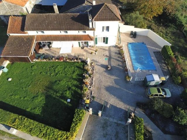 Maison de Campagne avec Piscine 8 Minutes de Mansle
