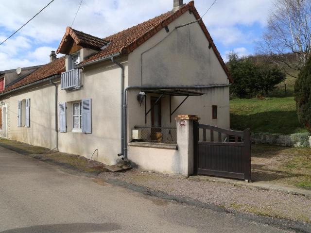 Maison de campagne de 95 m² à vendre dans le parc du Morvan 95m² Chissey en Morvan