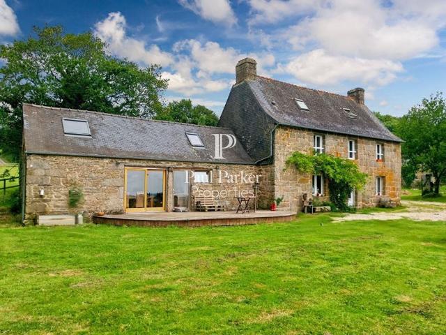 Maison de campagne de luxe de 4 chambres en vente Rostrenen, Bretagne