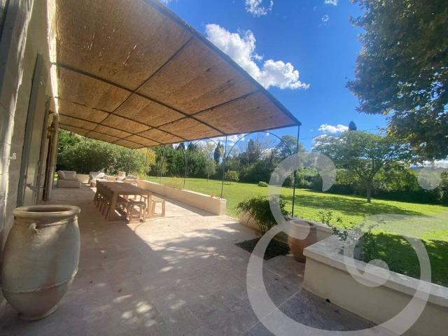 Maison de campagne de luxe de 8 pièces en vente Saint Rémy de Provence, France