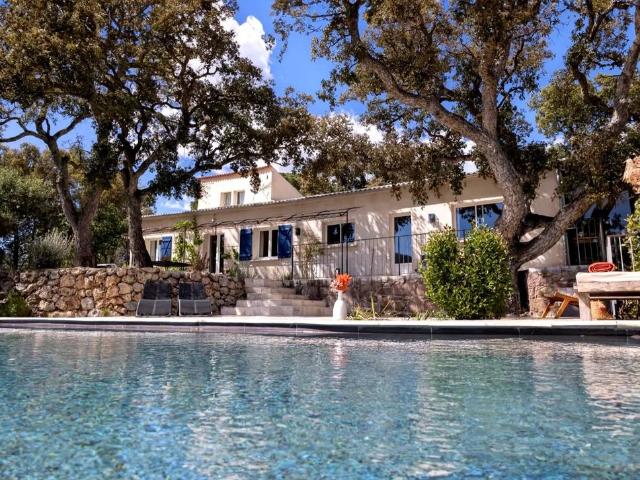 Maison de campagne de luxe de 11 pièces en vente Les Adrets de l'Estérel, Provence Alpes Côte d'Azur