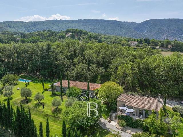 Maison de 8 pièces de luxe en vente à Bonnieux, Provence Alpes Côte d'Azur