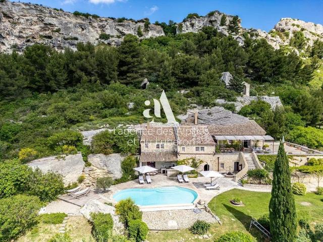 Prestigieuse maison de campagne de 300 m2 en location Les Baux de Provence, France