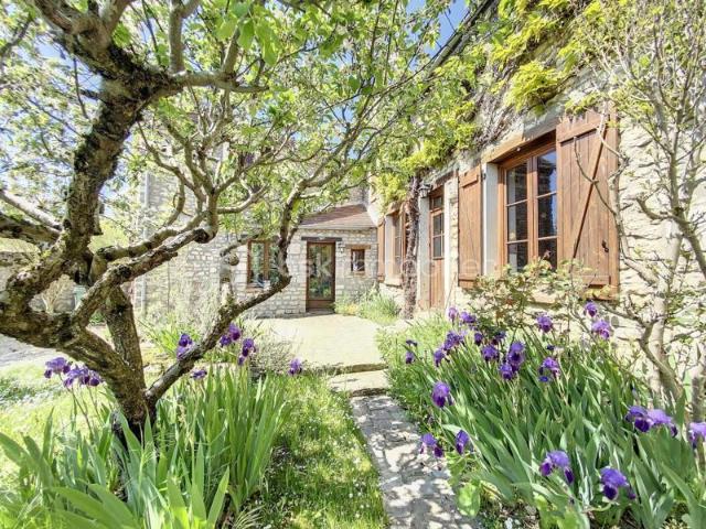 MAISON DE CAMPAGNE DU SCULPTEUR ANDRE DELUOL