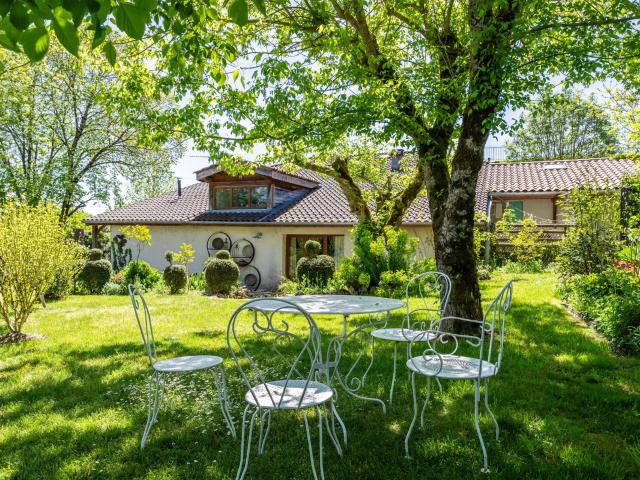 Maison de campagne en bordure de village 200m² Roquecor