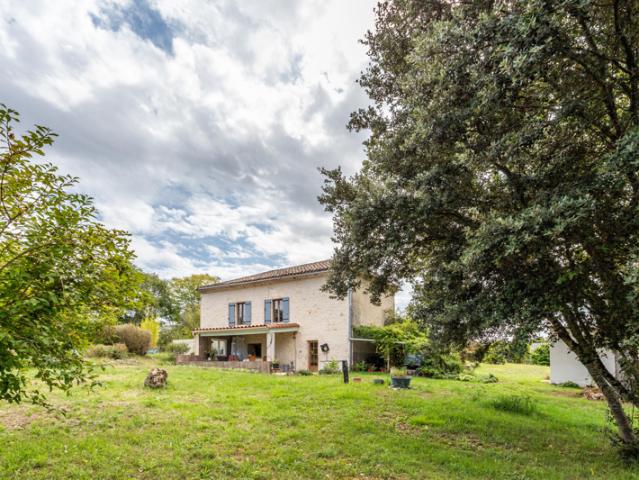 Maison de campagne en pierre