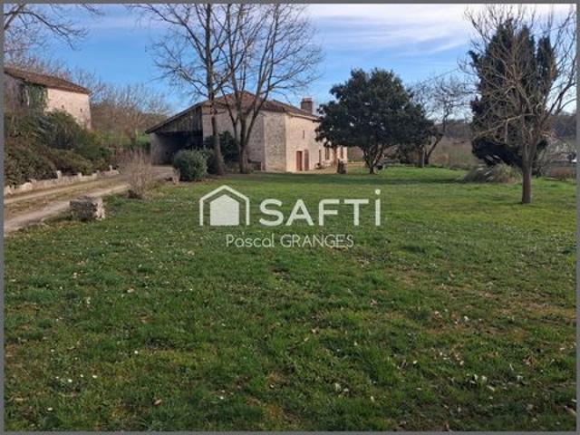 Maison de campagne en pierres 205m2, 4 chambres sur parcelle 3838m2