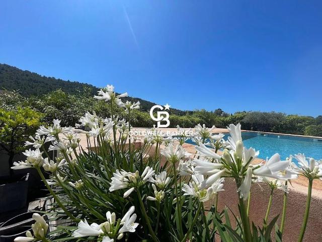 Maison de campagne exclusive de 281 m2 en vente La Crau, France