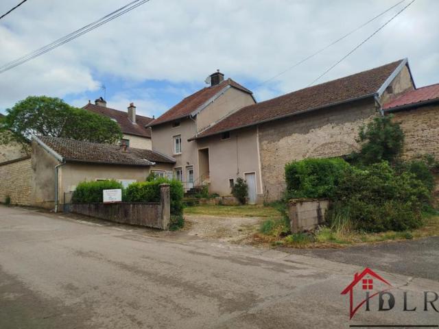 MAISON DE CAMPAGNE NON MITOYENNE