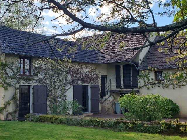 Maison De Campagne Sur Terrain Arboré Avec Vue. 130m² Dompierre les Ormes
