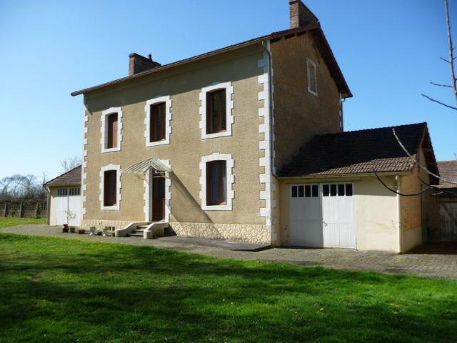 Maison de campagne sur 1,5 ha !