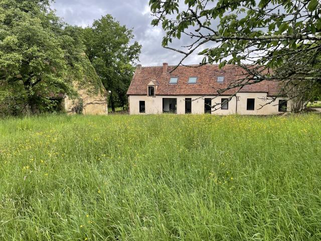 MAISON de CAMPAGNE PERCHERONNE EN BOUT DE CHEMIN