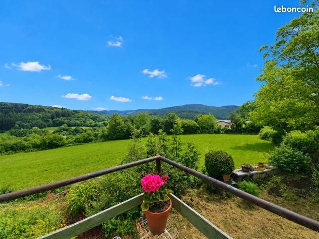 Maison de campagne plain pied avec jardin et vue panoramique