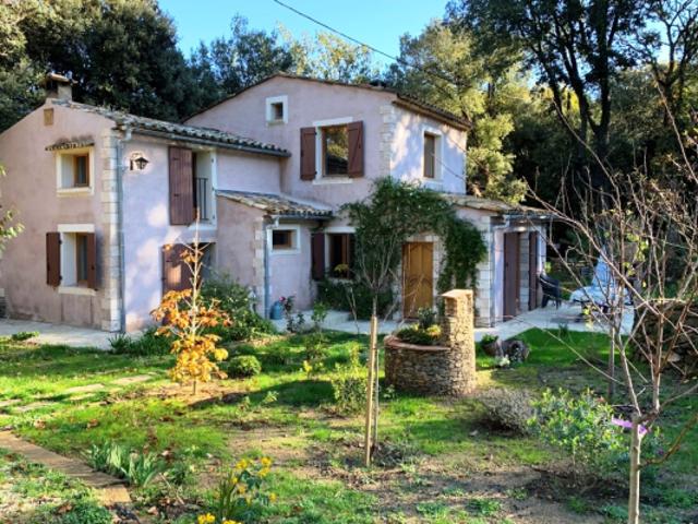Maison de campagne proche du village