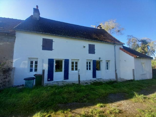 Maison de campagne rénovée 3 chambres 58290 MOULINS ENGILBER