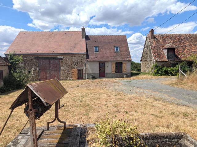 Maison de campagne rénovée avec dépendances !