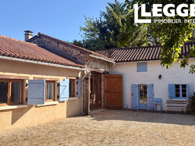 Maison de caractère avec 3 chambres et piscine