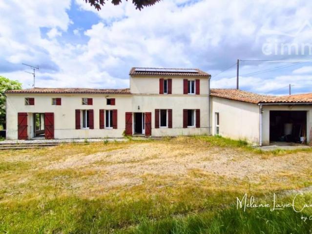Maison de caractère avec 1,5 hectare