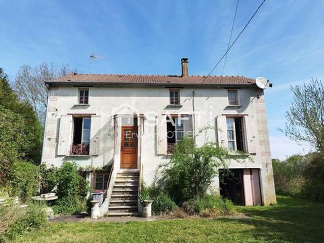 Maison de caractère avec grand terrain arboré