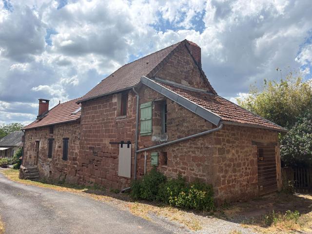 Maison de caractère avec grange et jardin
